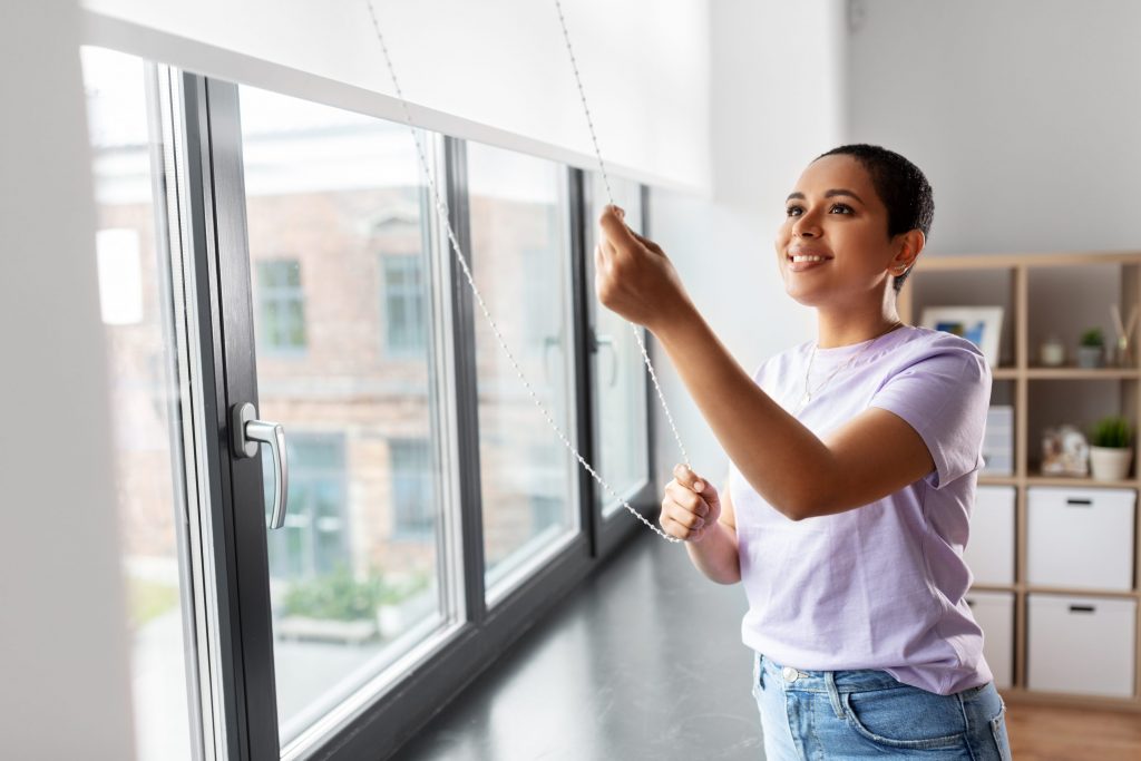 Dicas pra mantar as cortinas da sua casa limpas